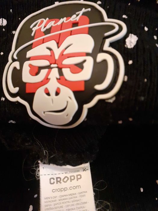 Czapka zimowa Cropp z pomponem