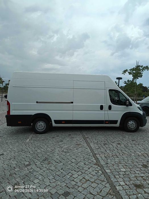 Peugeot Boxer de 2018 com 509000 km.