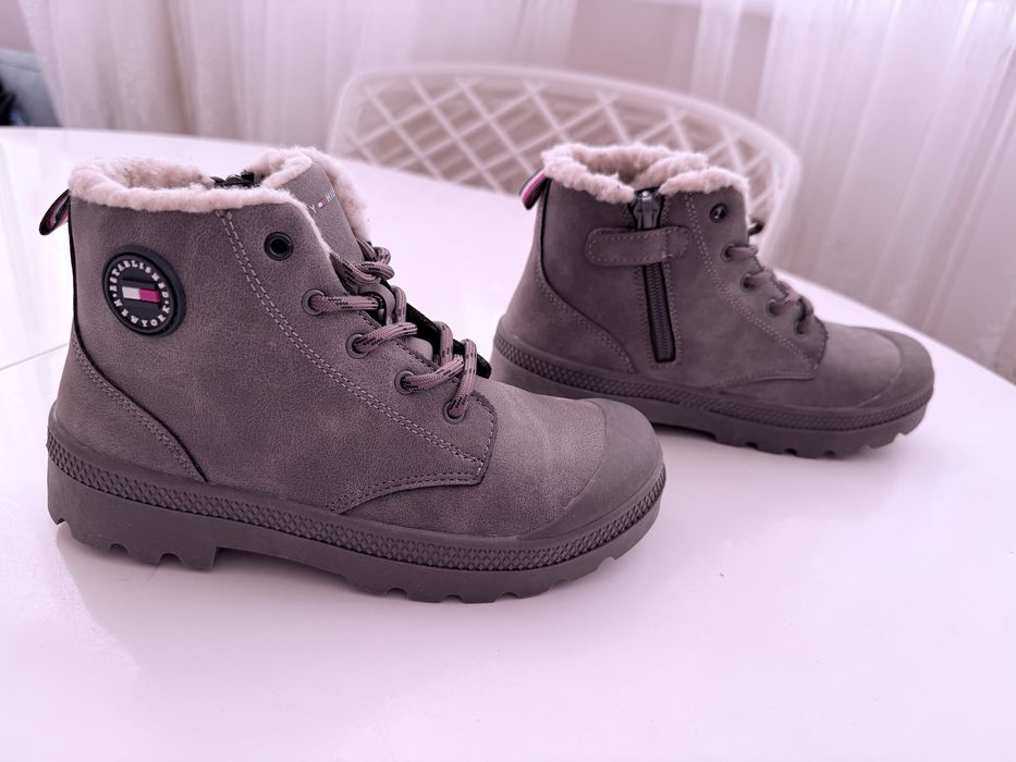 Демісезонні черевики 33 р. 20,5 см устілка Tommy Hilfiger