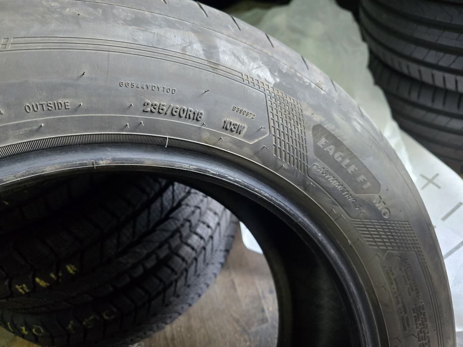 235/60R18 Goodyear Efficientgrip 2 SUV