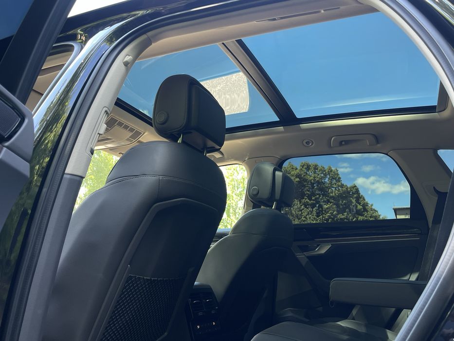 Volkswagen Touareg 2019 R-line Matrix HD