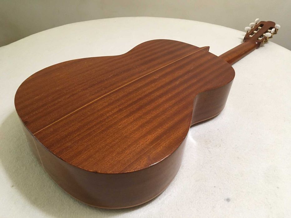 Guitarra clássica espanhola  "Esteve" , antiga em muito bom estado