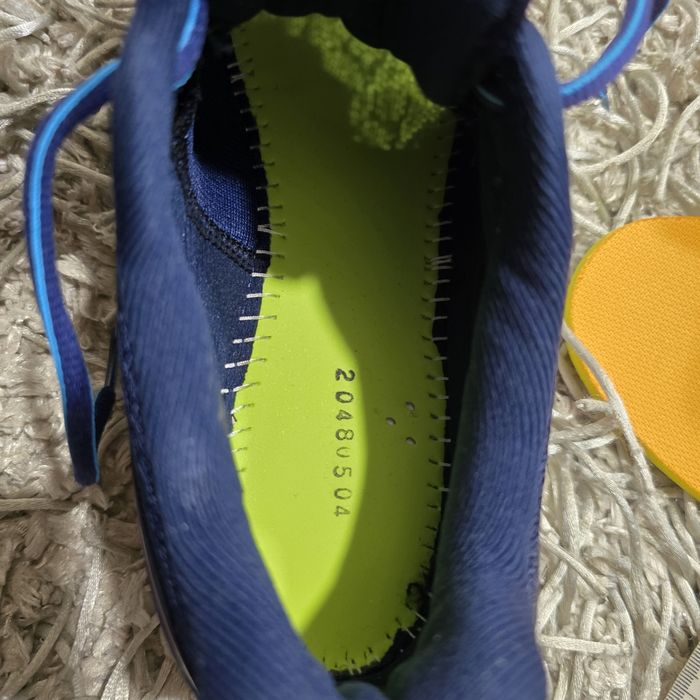 Шикарние кросівки mizuno wave ultima 10.