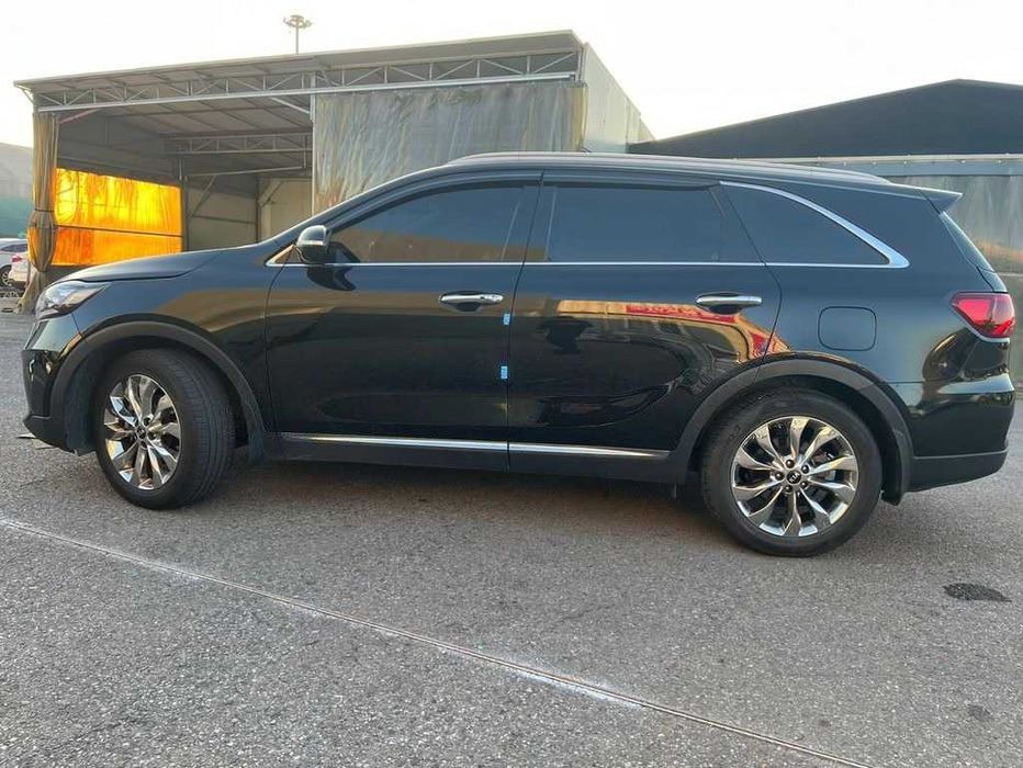 Kia  Sorento 2WD