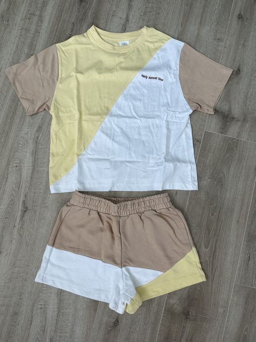 Костюмчик Zara
