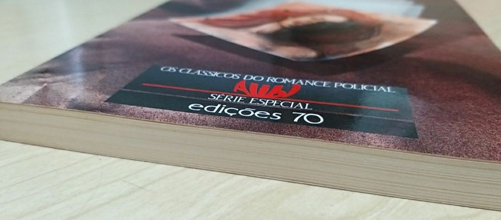 Pena Suspensa de Patrícia Highsmith.