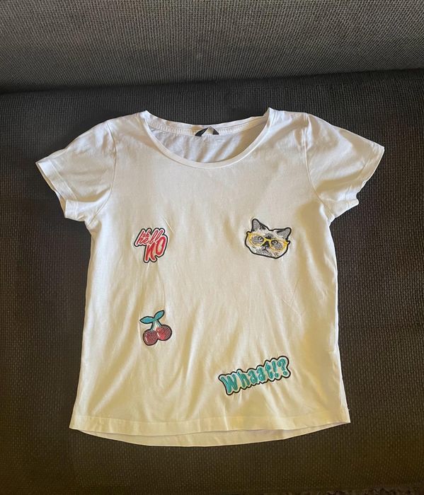 Koszulka t-shirt bluzka z naszywkami XS