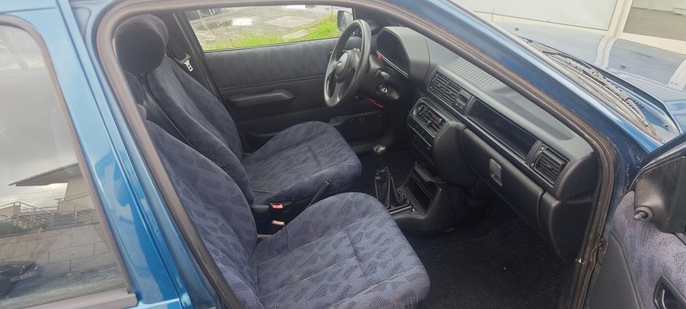 Ford Fiesta 1994 em Muito Bom Estado 650€ até ao fds