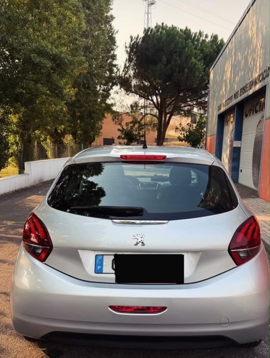 Peugeot 208 1.2 Like - 2017- COMO NOVO!