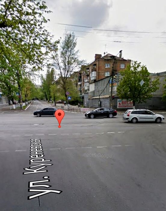 Продається фасадна кутова земельна ділянка