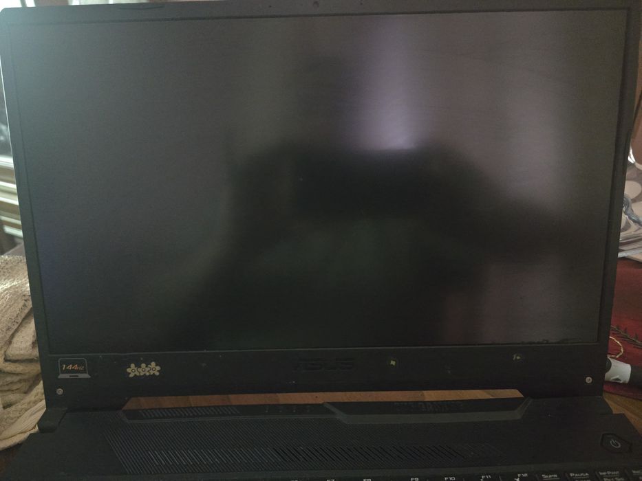 ASSUS TUF 506L para peças