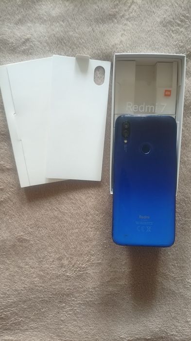 Смартфон Xiaomi Redmi 7