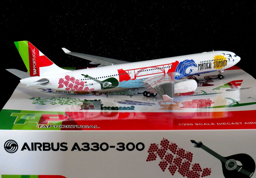 TAP Air Portugal Airbus A330-300 CS-TOW " STOPOVER ", raríssimo