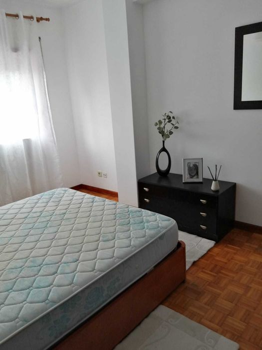 Arrendamento de apartamento T1 - Quinta Armada