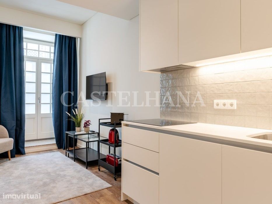 Apartamento T1+1 com varanda na zona histórica do Porto