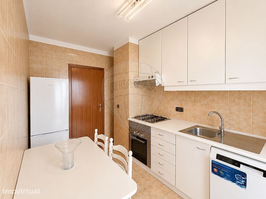 Apartamento T1 para arrendamento