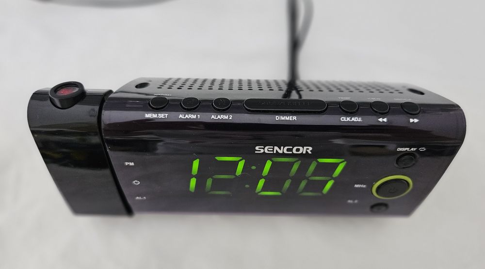 Radio budzik Sencor SRC 330 GN