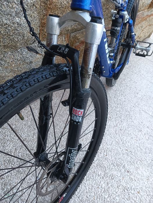 Bicicleta giant nrs