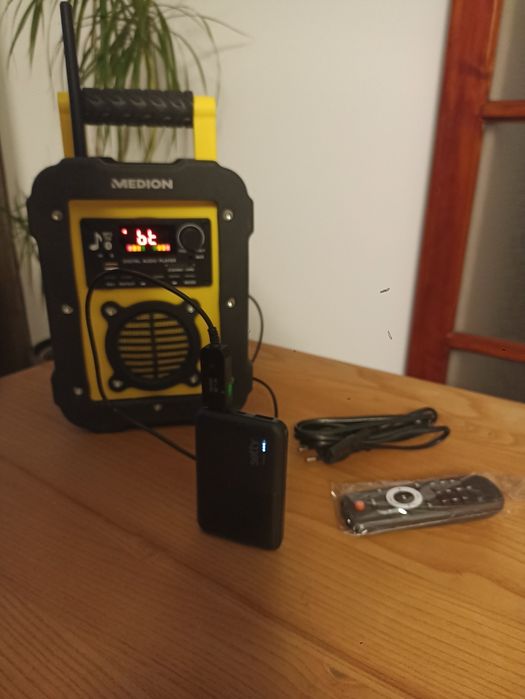 Магнітофон MEDION. Bluetooth,AUX,USB колонка