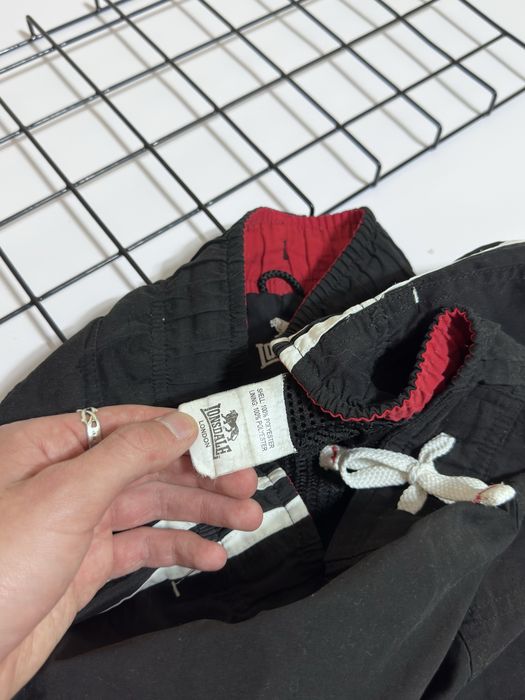 Lonsdale Nylon Cargo Shorts Карго Шорты