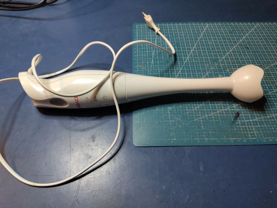 Blender ręczny Bosh 9402