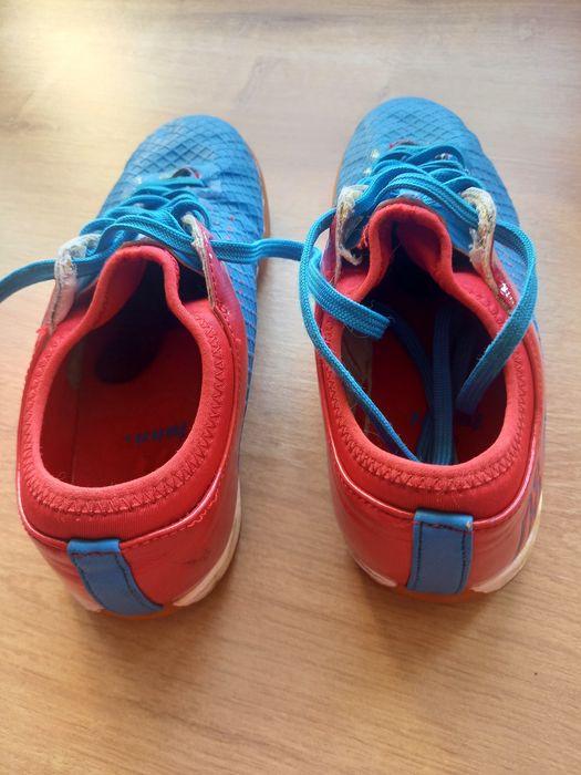 Buty halówki HUARI roz..38
