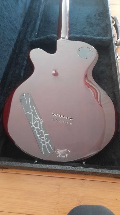 YAMAHA AES620 Single Cut c/ case