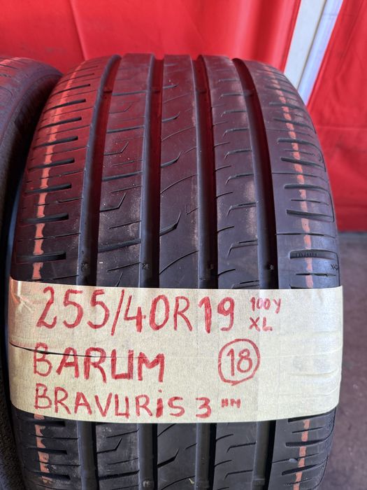 Pneus 255/40/19 Barum Impecaveis