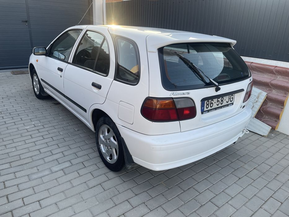 Nissan Almera SR com A/C