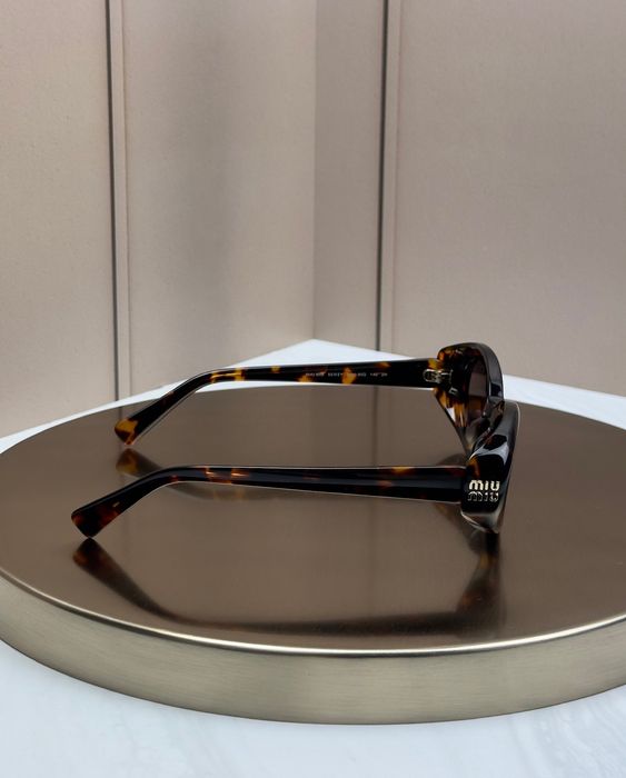 Сонцезахисні окуляри Miu Miu SMU B09 черепахові овальні ацетат жіночі оригінал