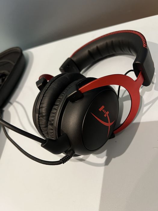 Auscultadores Gaming com Fio HYPERX Cloud II