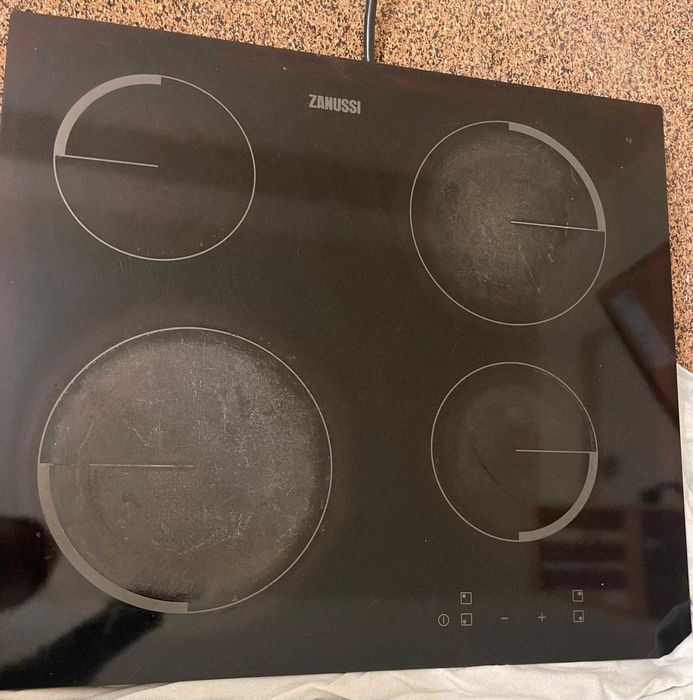 Placa Zanussi de vitrocerâmica