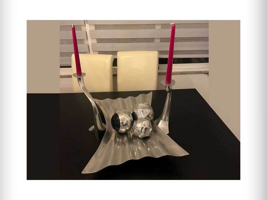 Centro de Mesa em Metal Ondulado incl. bolas