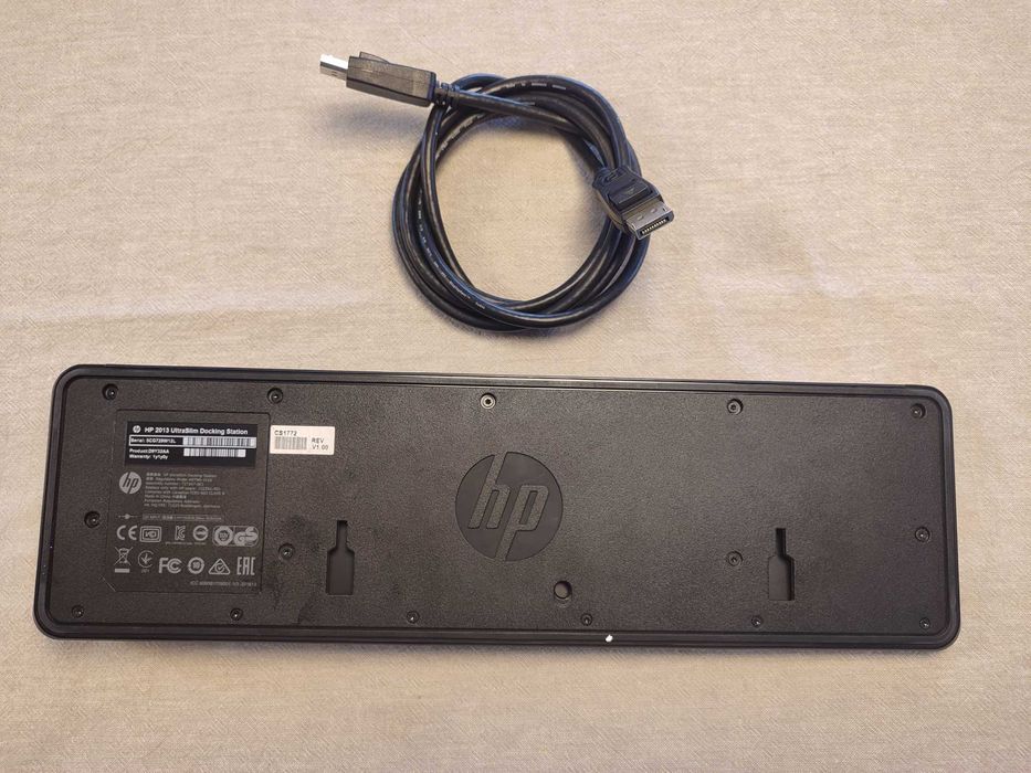 HP 2013 Ultraslim docking system + cabo DisplayPort