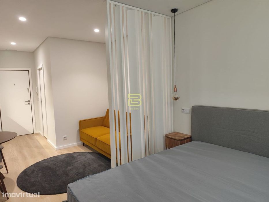 T0 Com Al Registado | 861–1.108 €/Mês | Exploração Turística | Porto