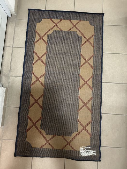 Tapete para sala ou para quarto de estudante