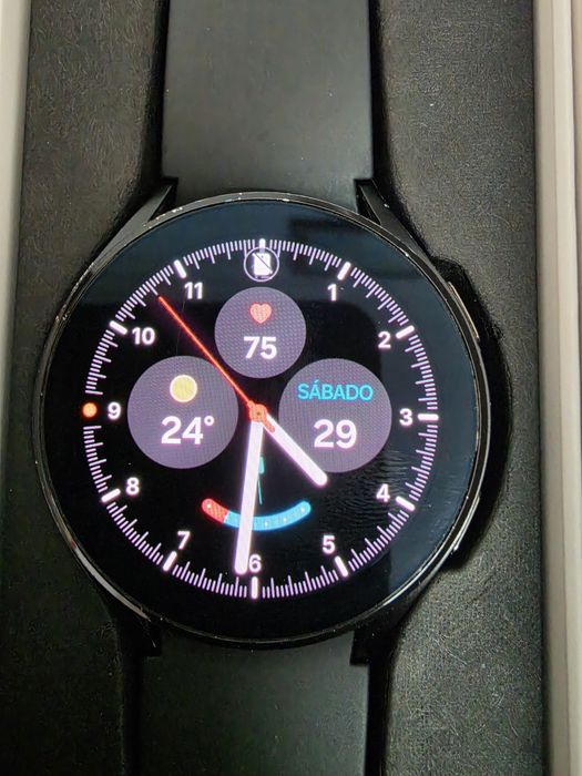 Samsung Galaxy Watch4 44mm Black (Completo + Extra)
