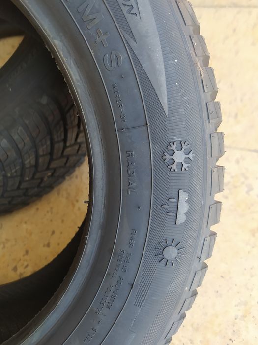Pneus 185/60R14 Novos