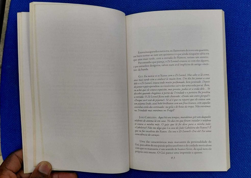 Livro 'Conta-me Histórias - Xutos & Pontapés' (1ª Edição)