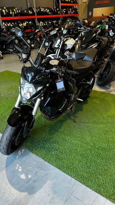 cb 1000r 2009 preta