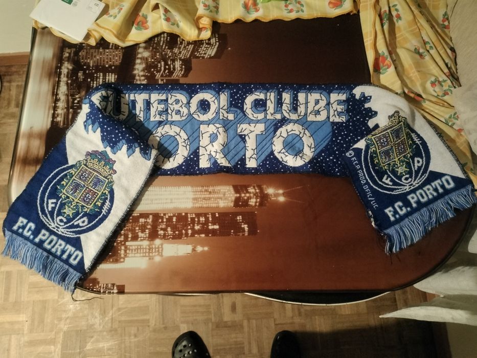 Cachecol FC Porto Descozido + Cromos e Bilhete Andebol