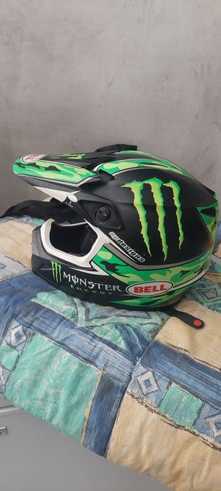 Capacete monster