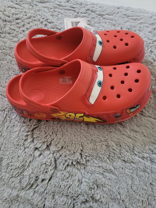 Czerwone nowe Klapki