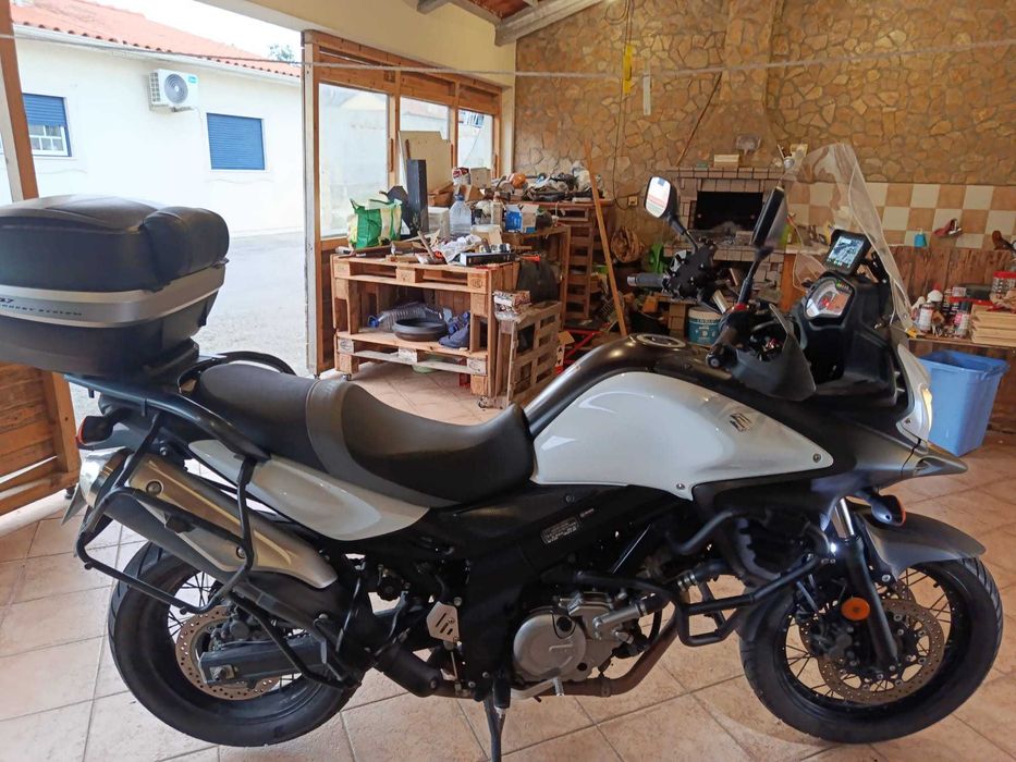 Suzuki V-stron 650 XT