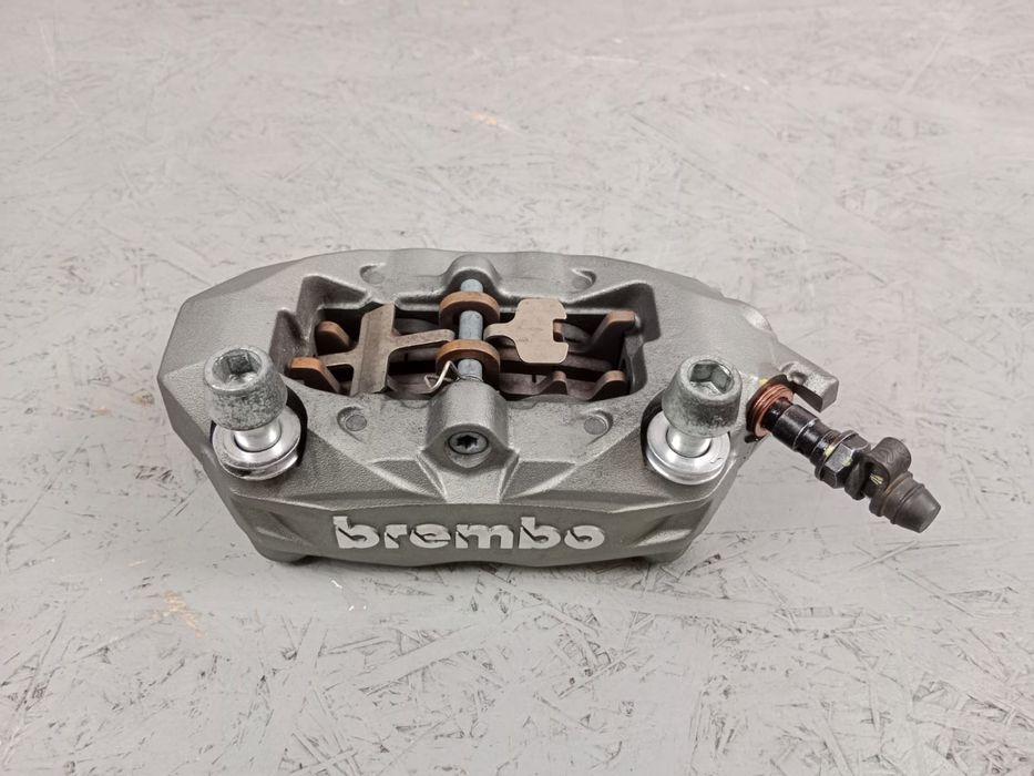 Ducati Streetfighter V2 Panigale Zaciski Brembo MonoBlock Zacisk Przód