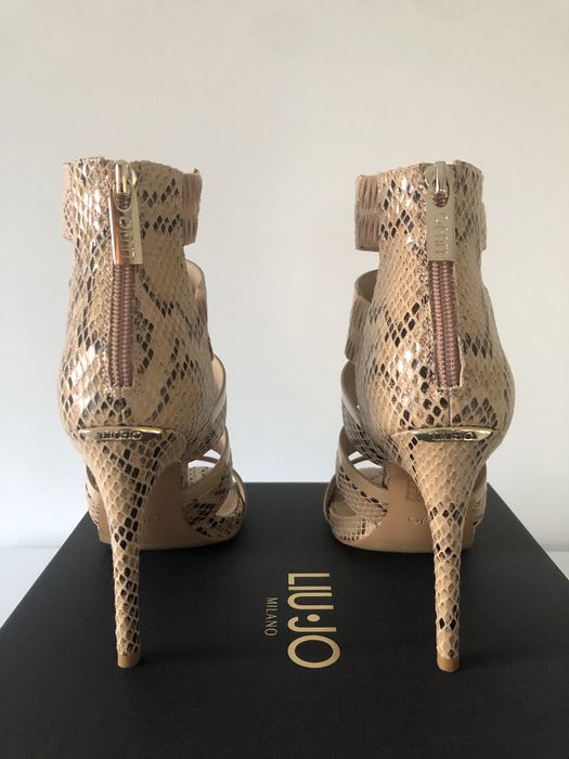 Sandálias Liu Jo, novas