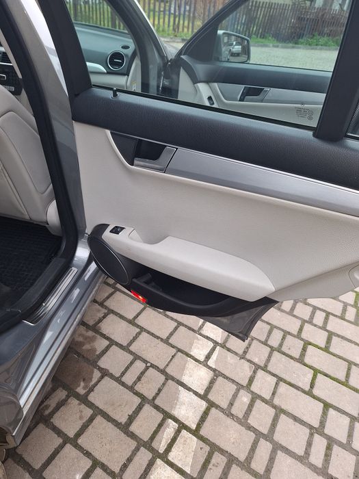 Продам мерседес204