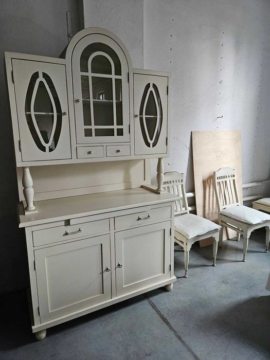 Kredens biały witryna biała bufet biel lite drewno