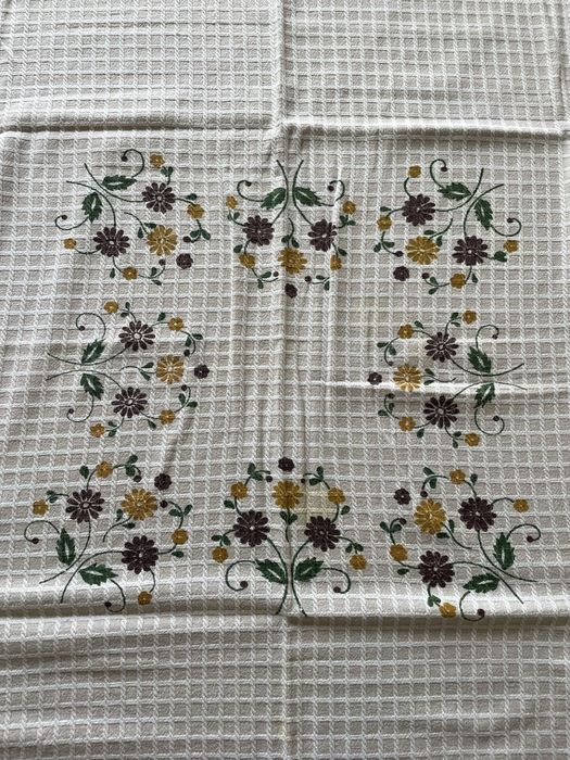 Toalha de mesa (138 cm x138 cm)