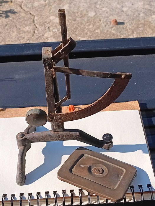 Balança Antiga Alemã de Precisão – D.R.G.M. – Início Séc. XX